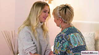 Ну изи лесбиянка сиська милф кого сисястый шӹцмӹ