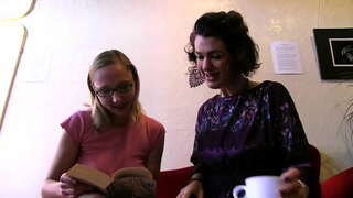 Lesbo whores මගුලේ ඇඟ පුරා මයිල් බුෂ්