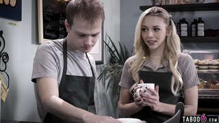 Juna ulo konfesas sian GF, ke li trompis ŝin, ĉar de sekso