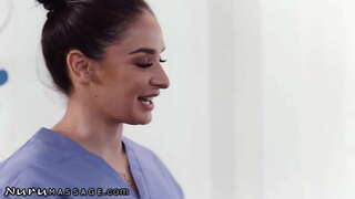 E Loves A &#039; Tighinn 2 Girls Rè Massage