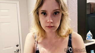 Курва Чекор Мајка Признал И Fucked Син На Камерата Приколка